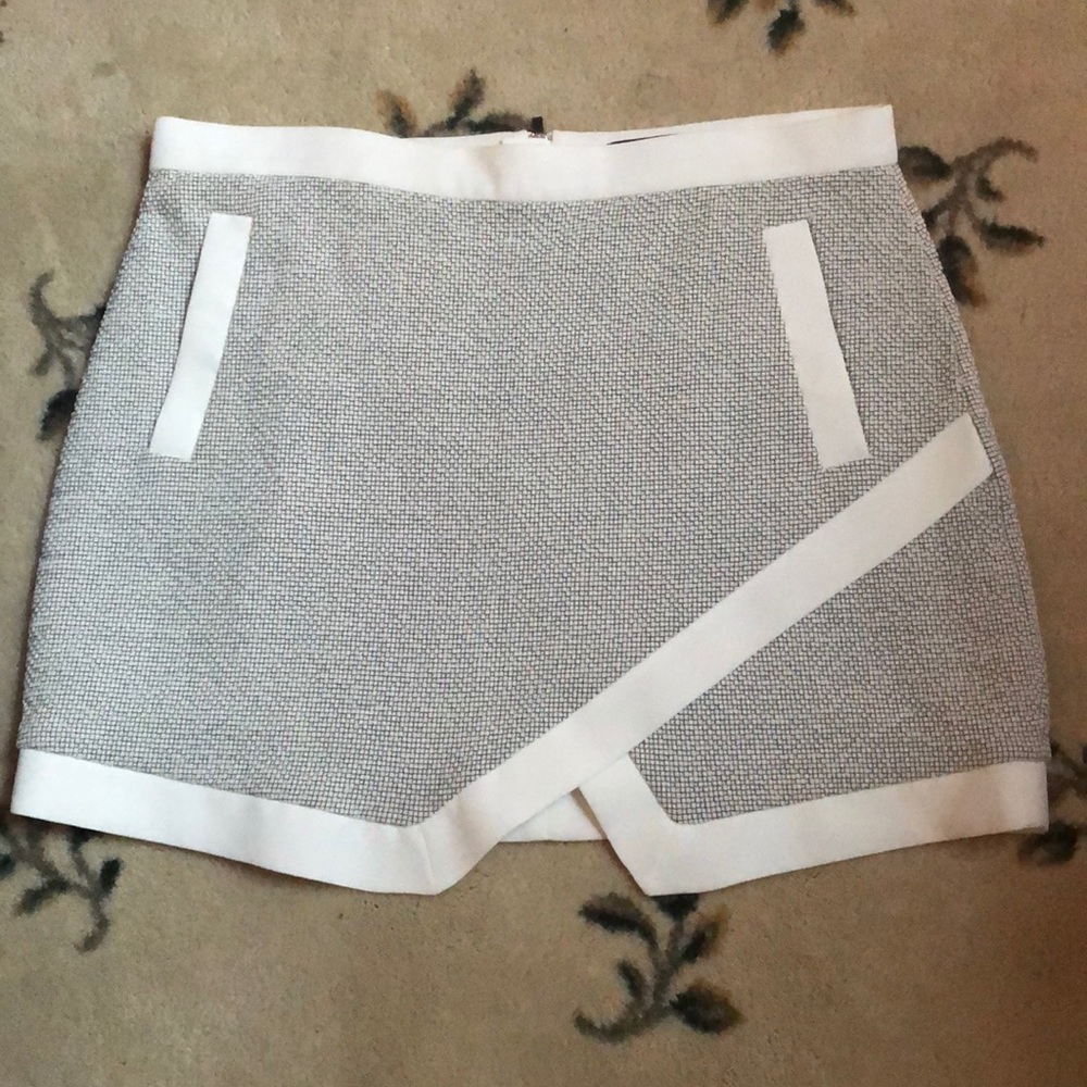 Banana Republic // Mini Skirt